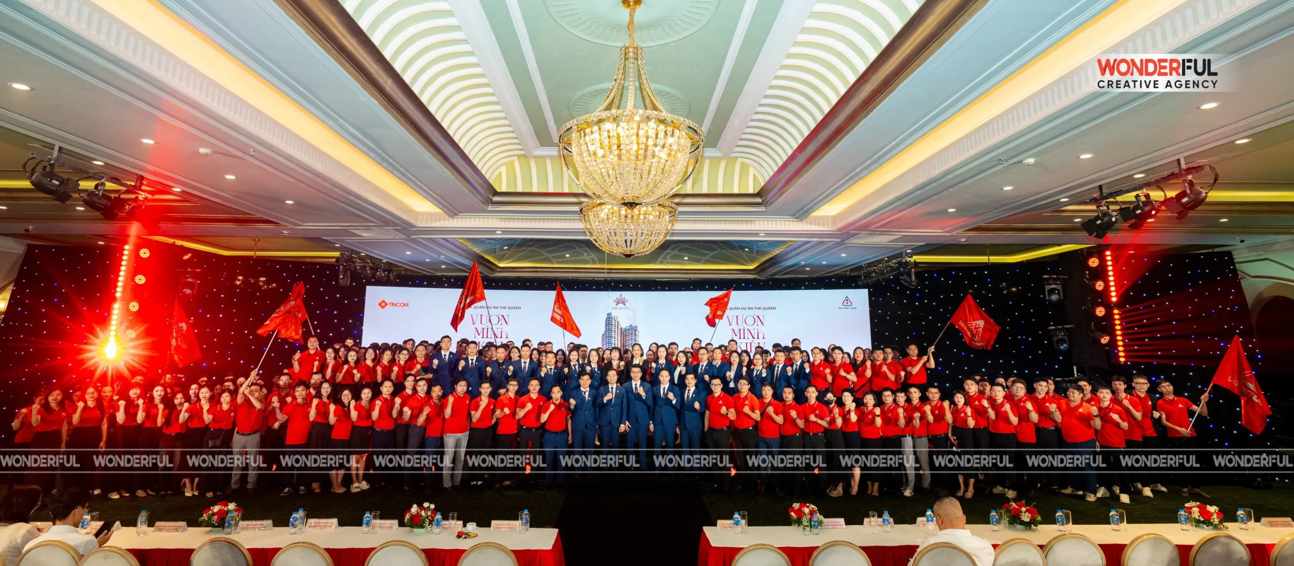 THE QUEEN – Biểu tượng mới trên bầu trời Hà Nội